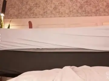 Chaturbate Live Sex of cristal_roberts_