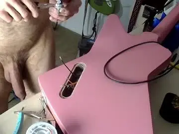 Chaturbate Watch Live Sex Cams of flanneldong