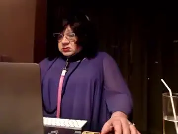 Chaturbate Free Porn Cam of suzannebanci