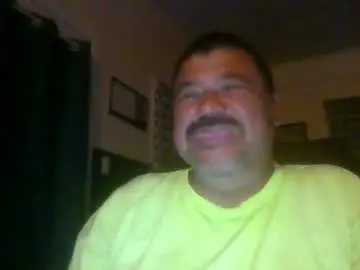 Chaturbate Watch Live Sex Cams of woperator12