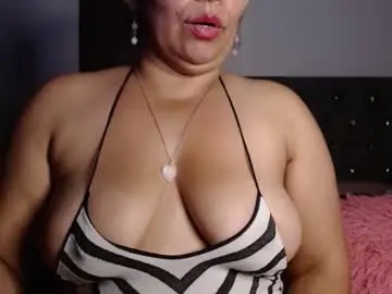 Chaturbate Best live sex cam show of zahi_willx