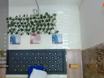 Chaturbate Free Live Porn of princess_martinez