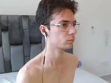 Chaturbate Live Porn of viktornoir