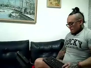 Chaturbate Adult Video Chat of ayrton_naffah2