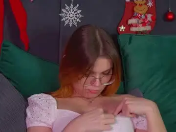 bellamarebelle from chaturbate