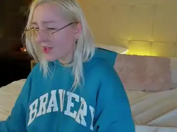 Chaturbate Live Sex Cam of debbie_taylor