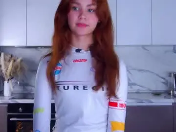 Chaturbate Live Sex Cam of karolinerush