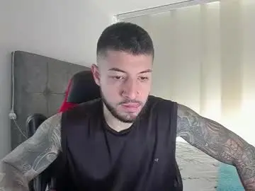 Chaturbate Free Live Porn of maxvibe_