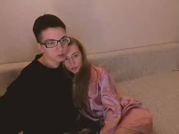 Chaturbate Live Sex Cam of secret_dreams_