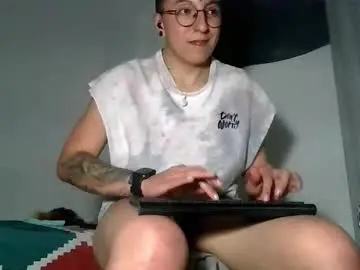 Chaturbate Live Sex Cam of boy_trans
