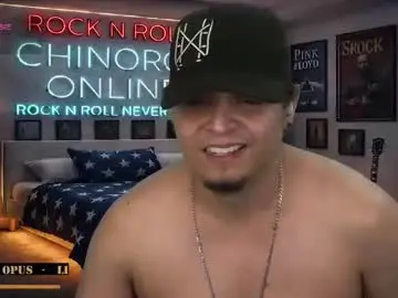 Chaturbate Live Sex Cam of chinoroz