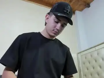 Chaturbate Sex Chat of alejo_gray1