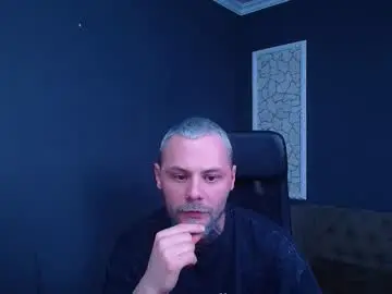 Chaturbate Live Sex Cam of brianhunts