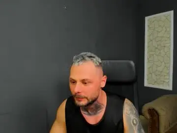 Chaturbate Sex Cam of brianhunts