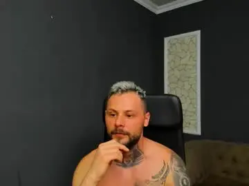 Chaturbate Free Porn Cam of brianhunts
