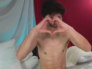 Chaturbate Live Sex Cam of maxtopboy