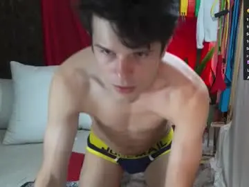 Chaturbate Live Sex Cam of maxtopboy