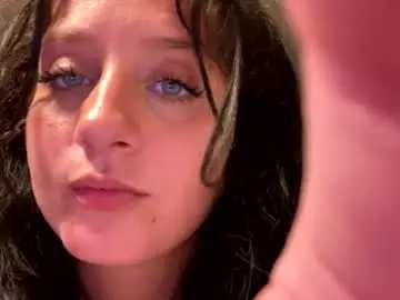 Chaturbate Nude Webcam of mrandmrsdreamy222