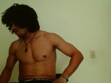 Chaturbate Live Sex Cam of cesar_master_