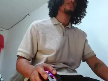 Chaturbate Free Porn Cam of cesar_master_