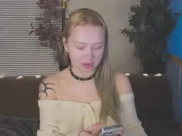 friend_zone_ from chaturbate