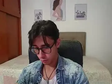 Chaturbate Live Sex Cam of kingdanny_8