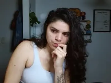 Chaturbate Live Sex Cam of koranikky08