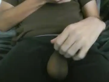 latinman7945 from chaturbate