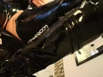 Chaturbate Watch Live Sex Cams of sophie_littles