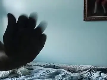 totallyawesome_65 from chaturbate