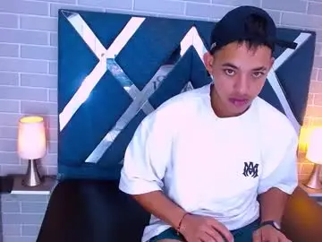 Chaturbate Sex Cam of yeisonbrown