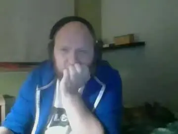 Chaturbate Live Sex Cam of bart_poland