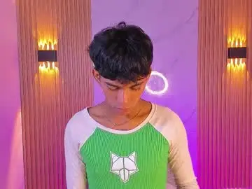 Chaturbate Free Porn Cam of ethan_thouse