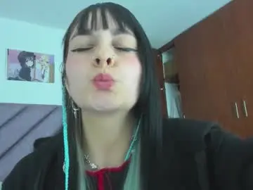 Chaturbate Live Sex Cam of karinna__raven