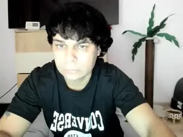 Chaturbate Best live sex cam show of lorenzoboy99