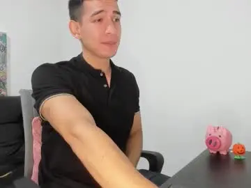 Chaturbate Watch Live Sex Cams of mike3xxx