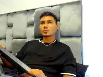 Chaturbate Watch Live Sex Cams of sam_knight_