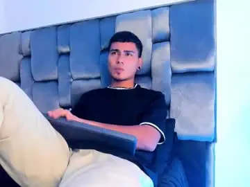 Chaturbate Live Porn of sam_knight_