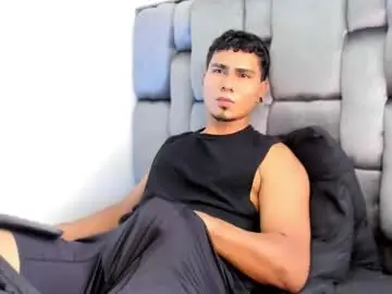 Chaturbate Nude Webcam of sam_knight_