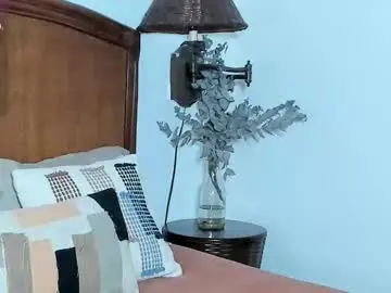 Chaturbate Nude Webcam of christine_35