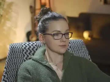 Chaturbate Live Sex Cam of tiffanyriox