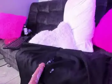 Chaturbate Free Live Porn of eve__queen