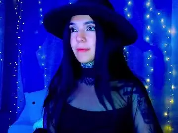 Chaturbate Live Sex Cam of lannie_gonzales