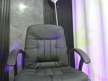 lujuriau_u from chaturbate