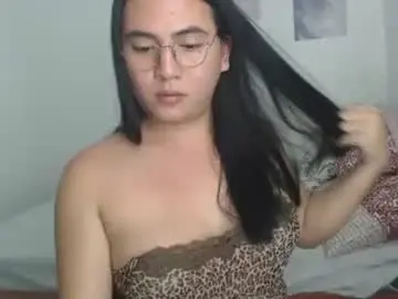 Chaturbate Nude Webcam of goldbella_