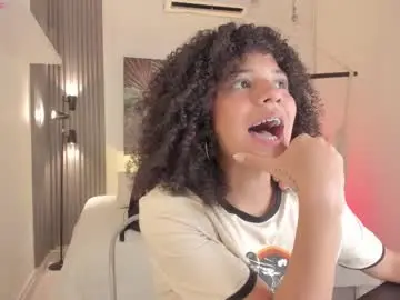 avalon_badger from chaturbate