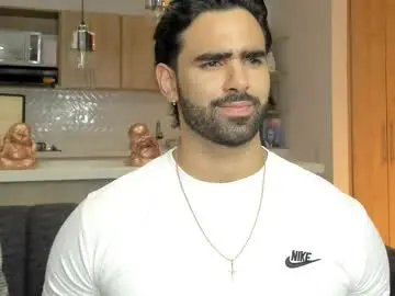 Chaturbate Live Sex of bradleymartin7