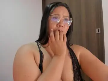 Chaturbate Live Sex Cam of elisa_connors18