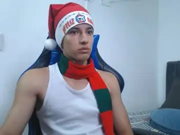 Chaturbate Live Sex Cam of jake_shadow14