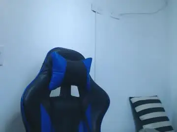 Chaturbate Nude Webcam of jake_shadow14